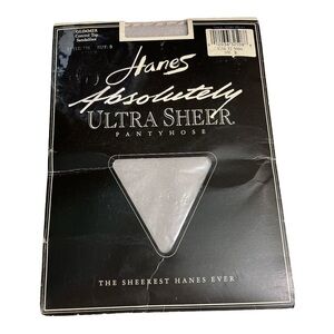 Hanes Vintage Absolutely Ultra Sheer Control Top Glimmer Pantyhose Size B Silver